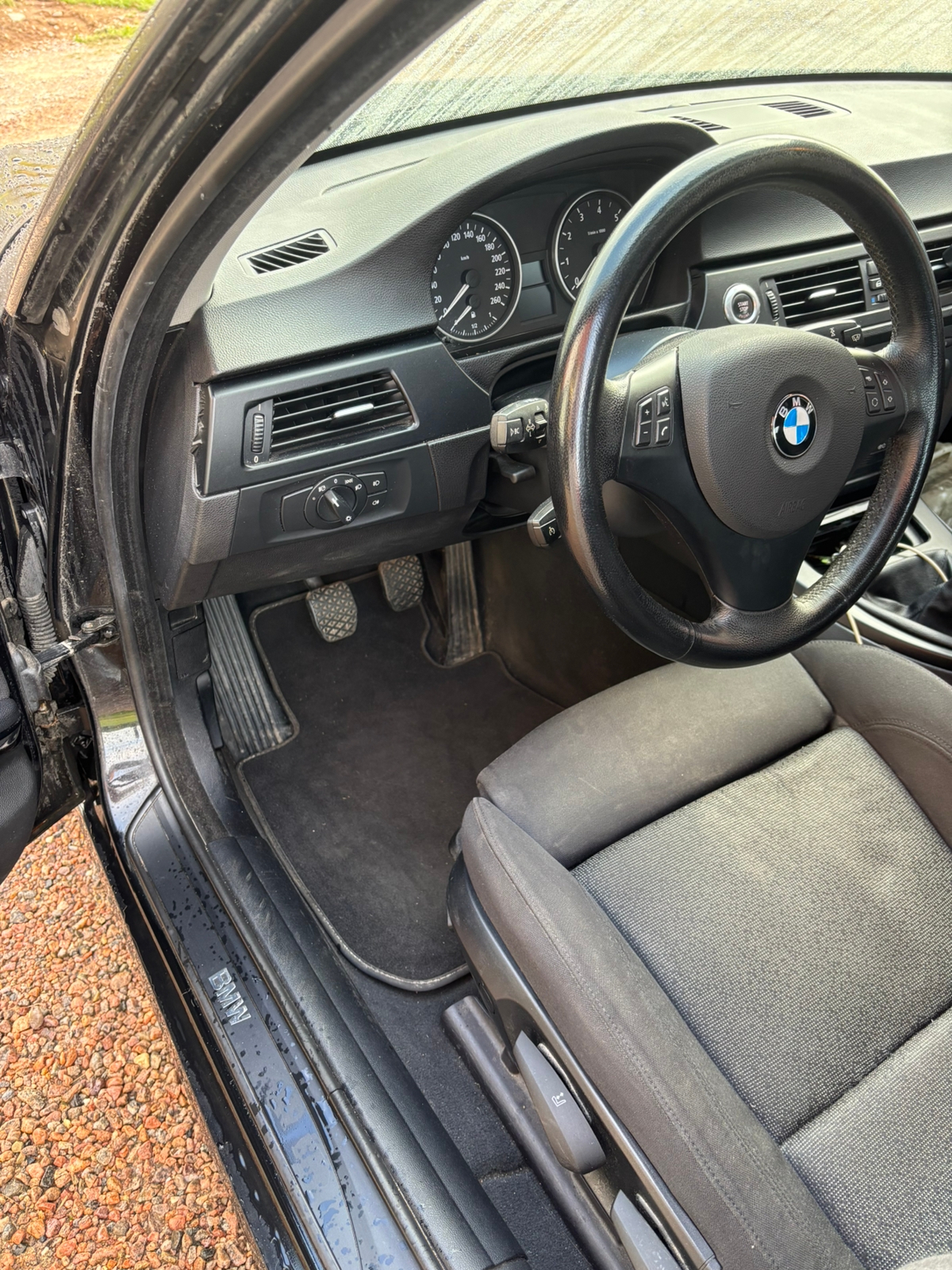 BMW 325 i Sedan Manuell 2006, bild 6/7