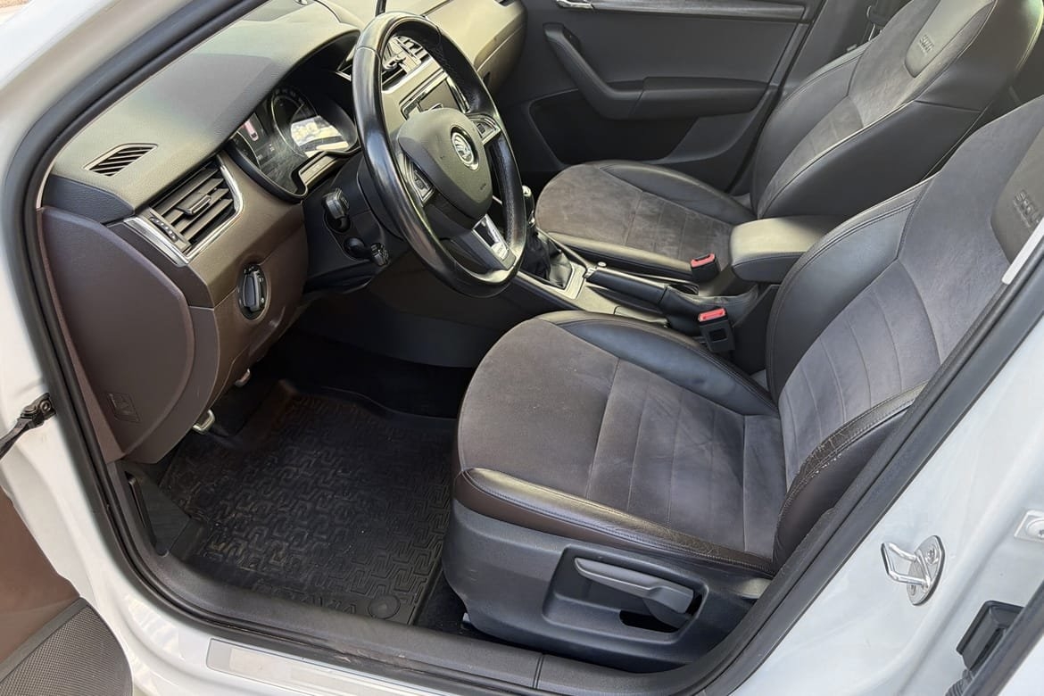 Skoda Octavia Scout 2,0 TD 2017, bild 4/10
