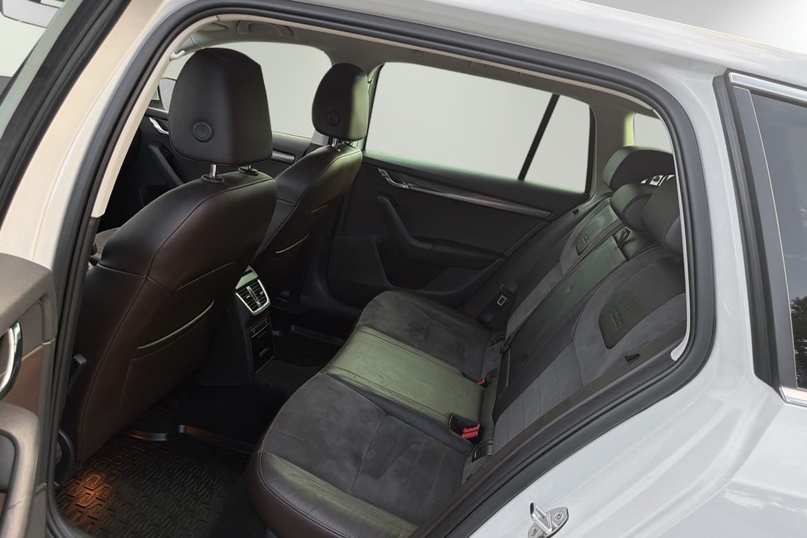 Skoda Octavia Scout 2,0 TD 2017, bild 5/10