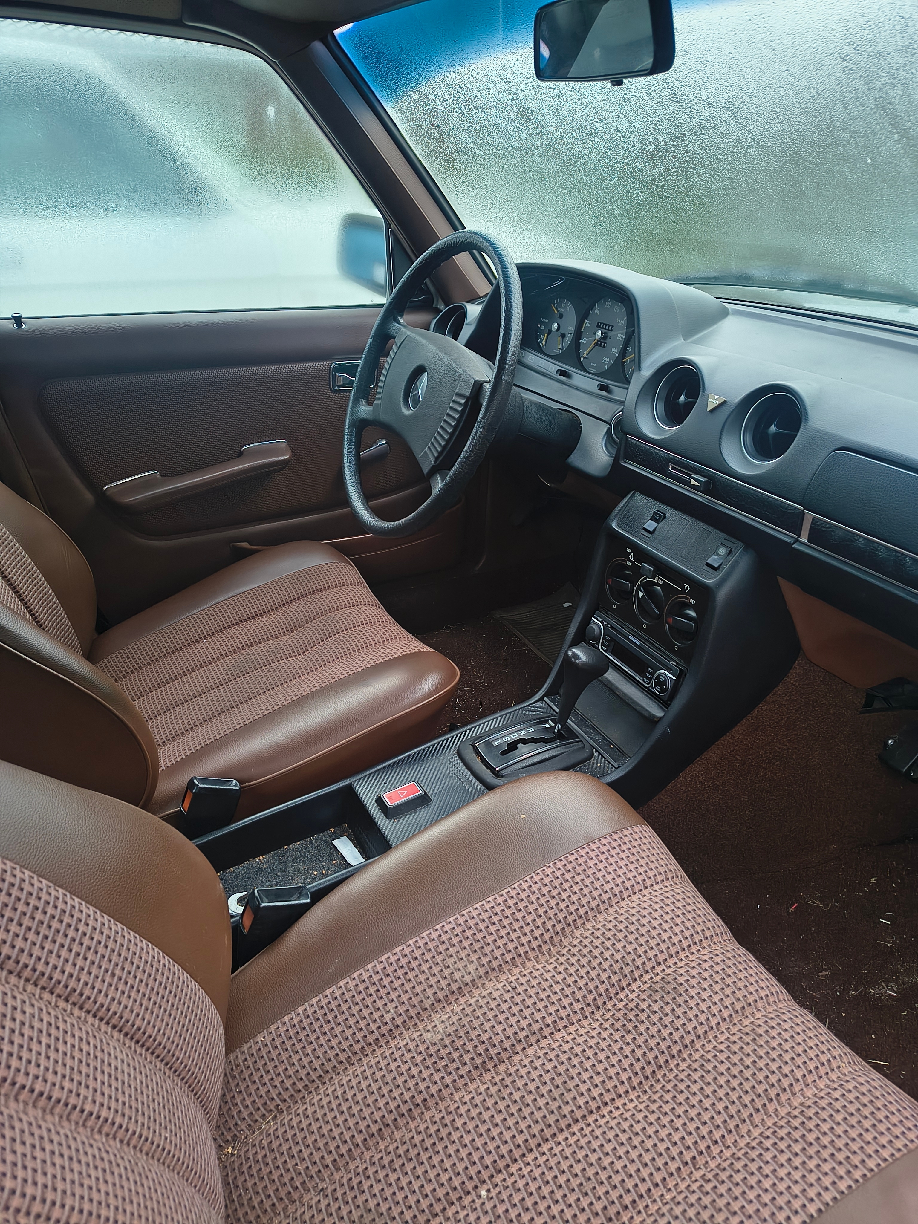 Mercedes-Benz 230 Automatisk 1977, bild 6/6