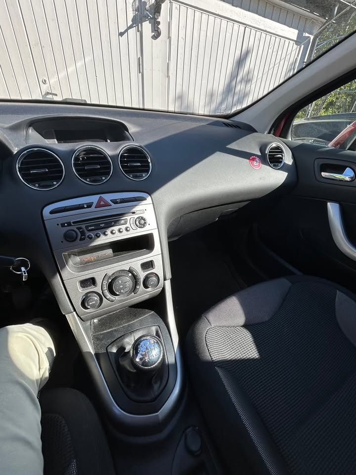 Peugeot 308 SW 1.6 e-HDi FAP Manuell 2011, kuva 6/10