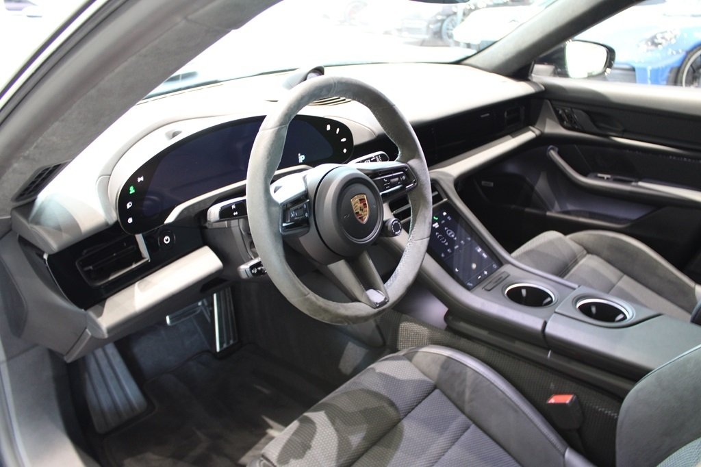 Porsche Taycan Turbo 2020, bild 3/10