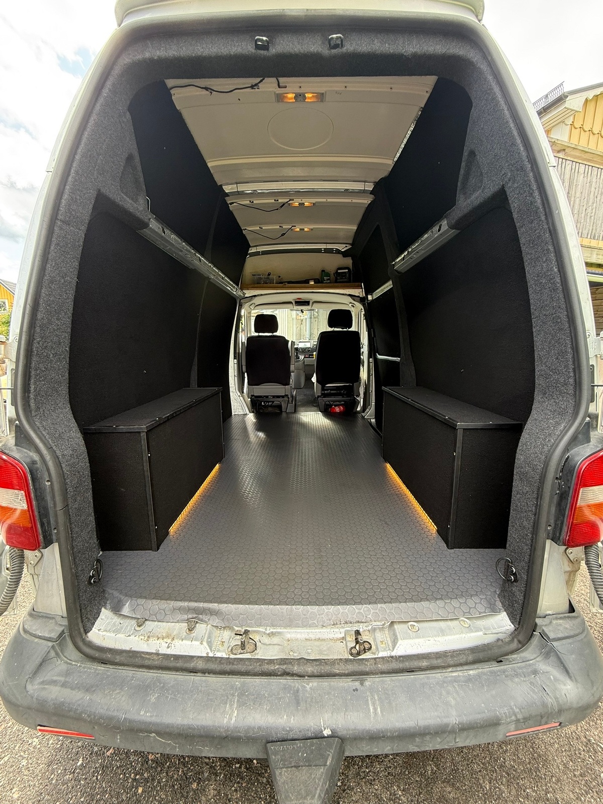Volkswagen Transporter 2006, kuva 3/3