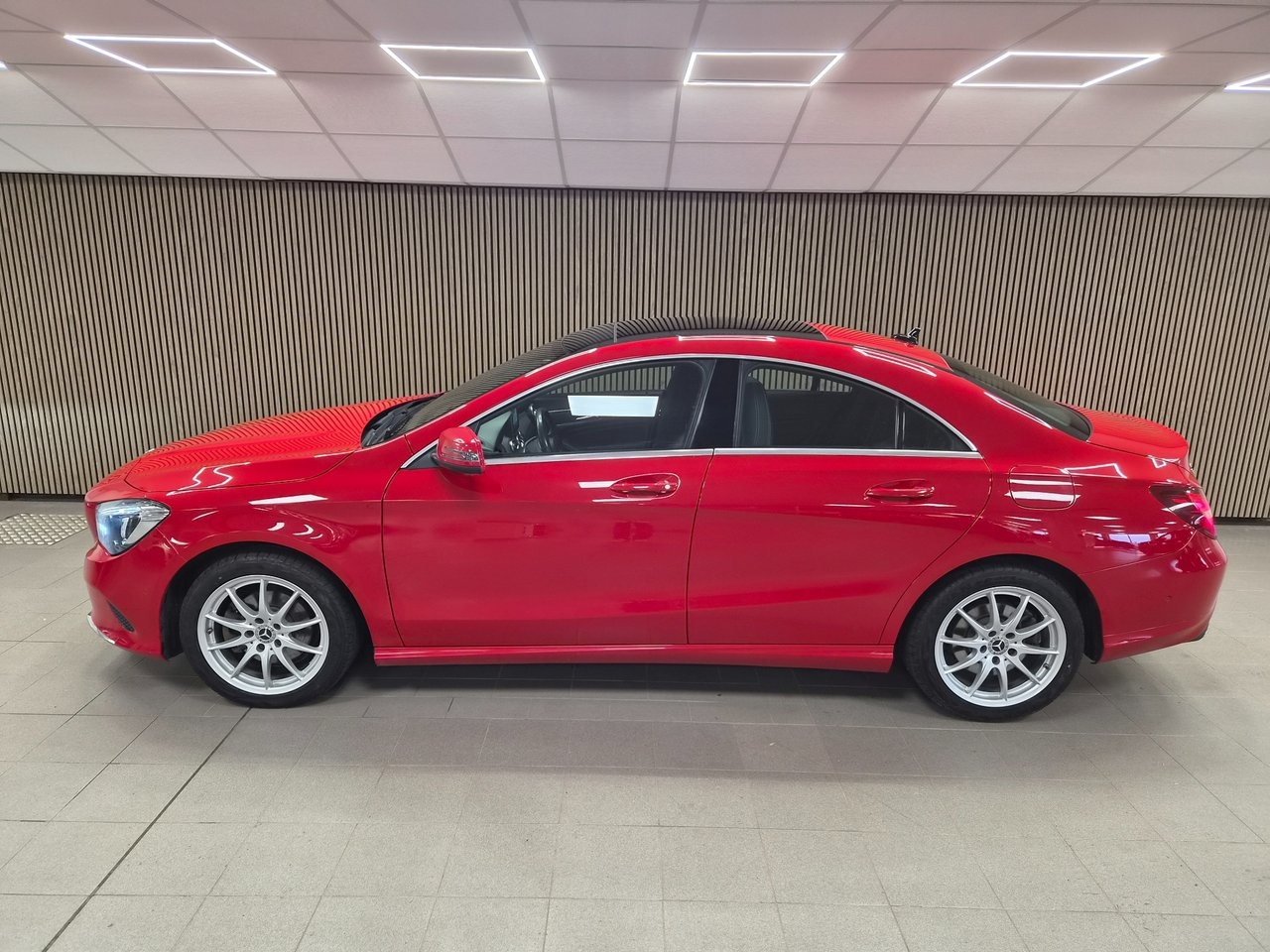 Mercedes-Benz CLA 2018, kuva 3/10