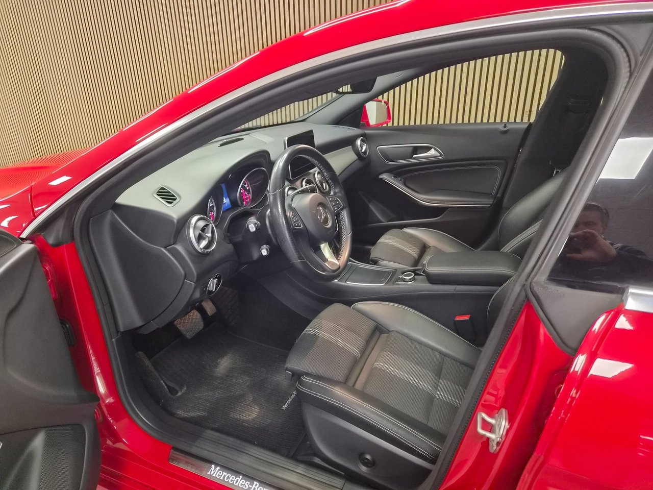 Mercedes-Benz CLA 2018, kuva 7/10
