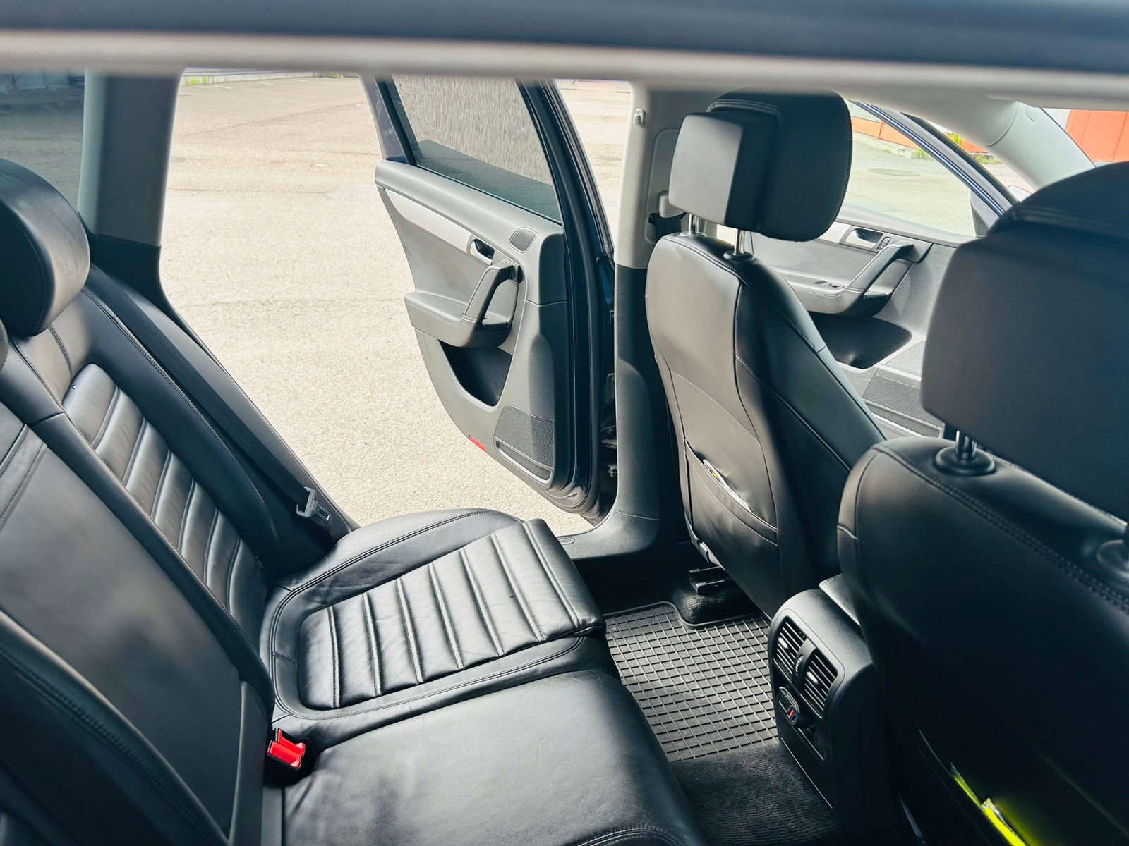 Volkswagen Passat 2014, bild 7/10