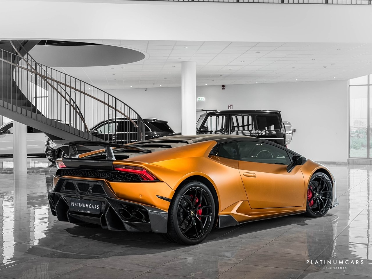 Lamborghini Huracan 2015, bild 2/10