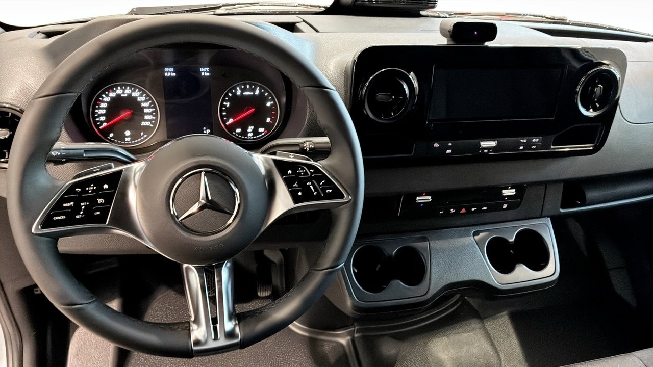 Mercedes-Benz Sprinter 2027, bild 4/10