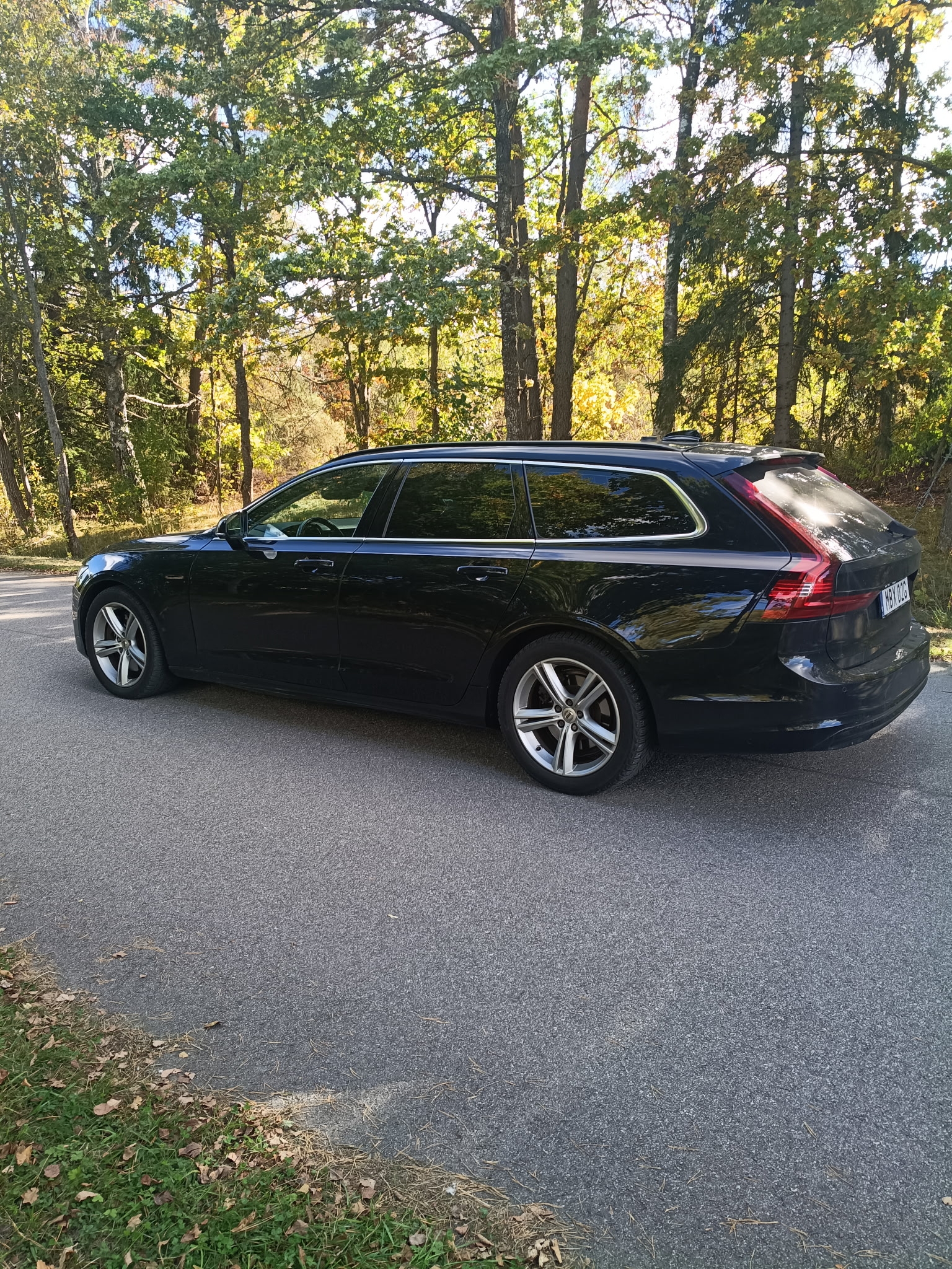 Volvo V90 B4 Geartronic 2022, bild 4/5