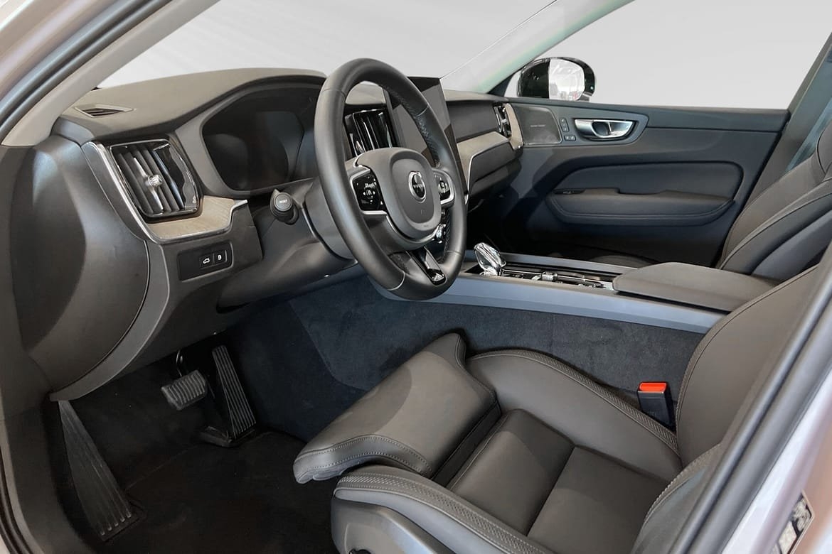 Volvo XC60 T6 Plus Dark Nordic Edition 2026, bild 7/10