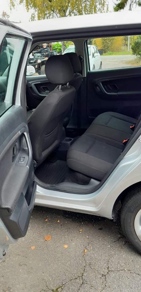Skoda Fabia 1.2 TSI Manuell 2013, bild 6/6