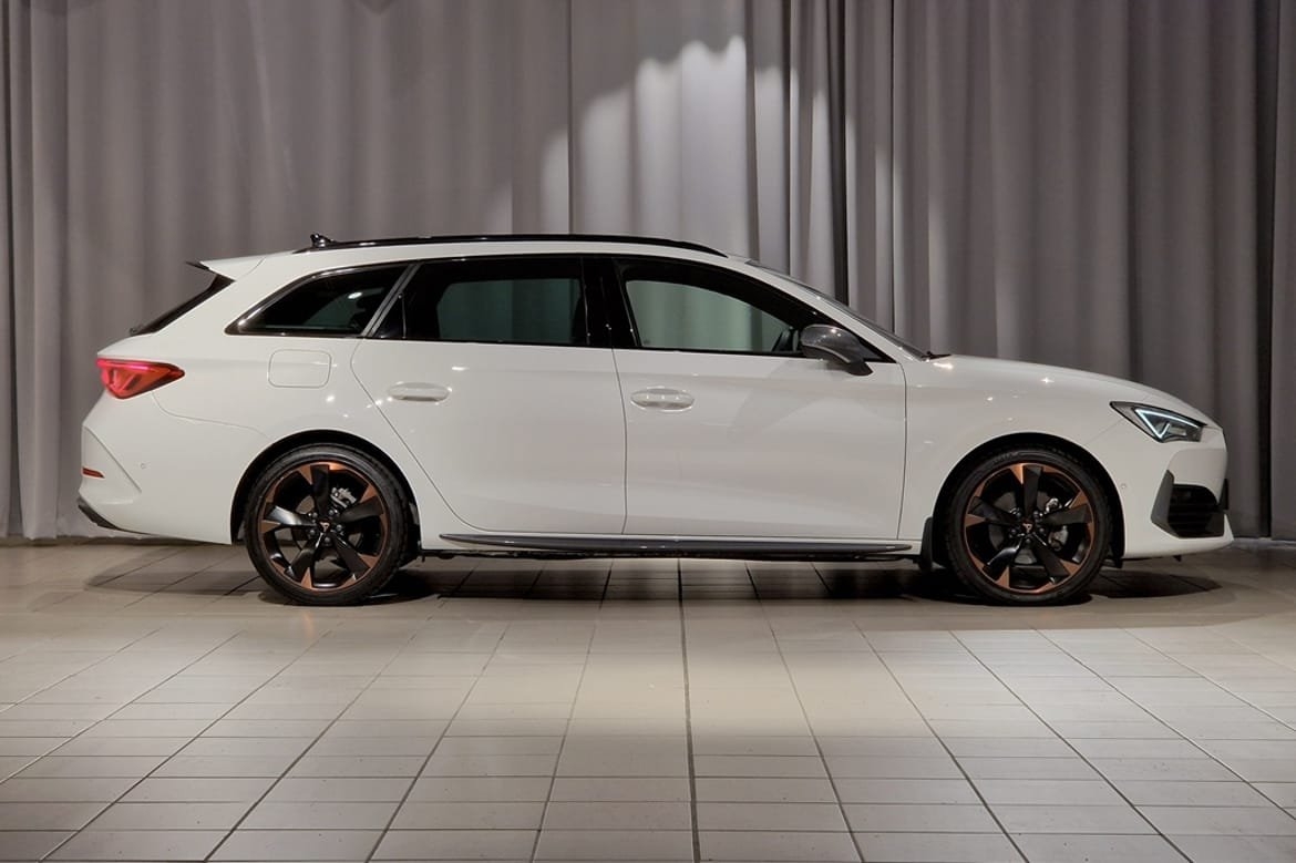 Cupra Leon 1.5 eTSI 2024, bild 3/10