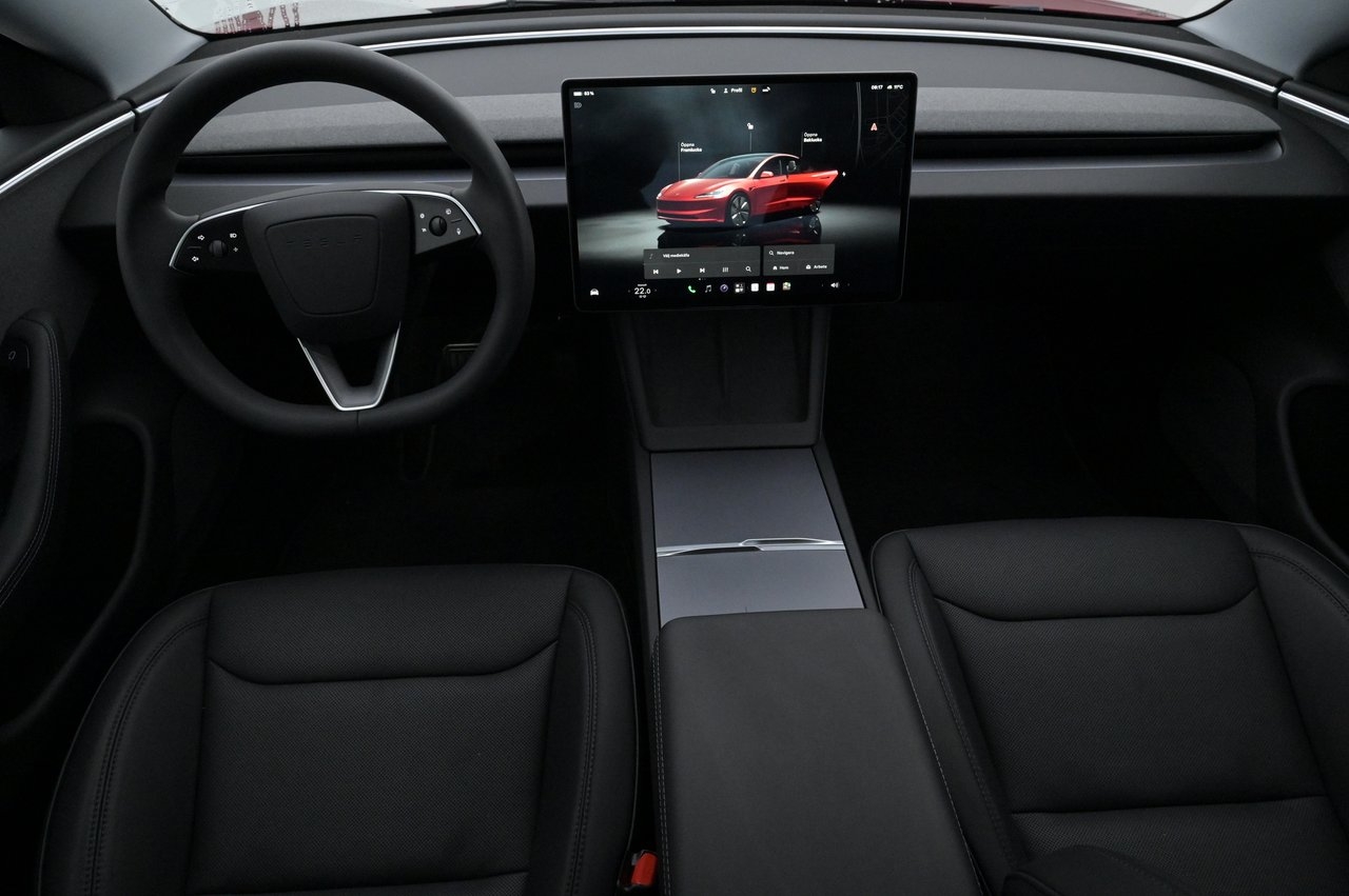 Tesla Model 3 2024, bild 6/10