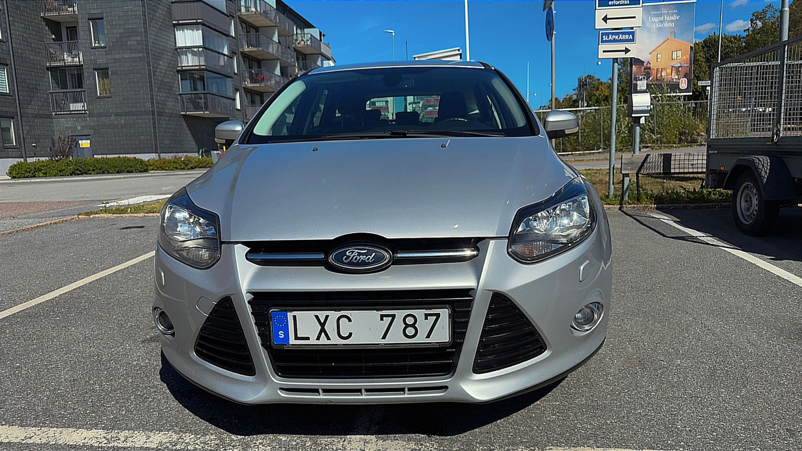 Ford Focus Kombi 1.6 TDCi Manuell 2012, bild 2/10