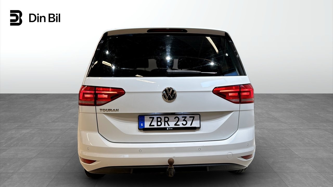 Volkswagen Touran 2018, bild 5/10