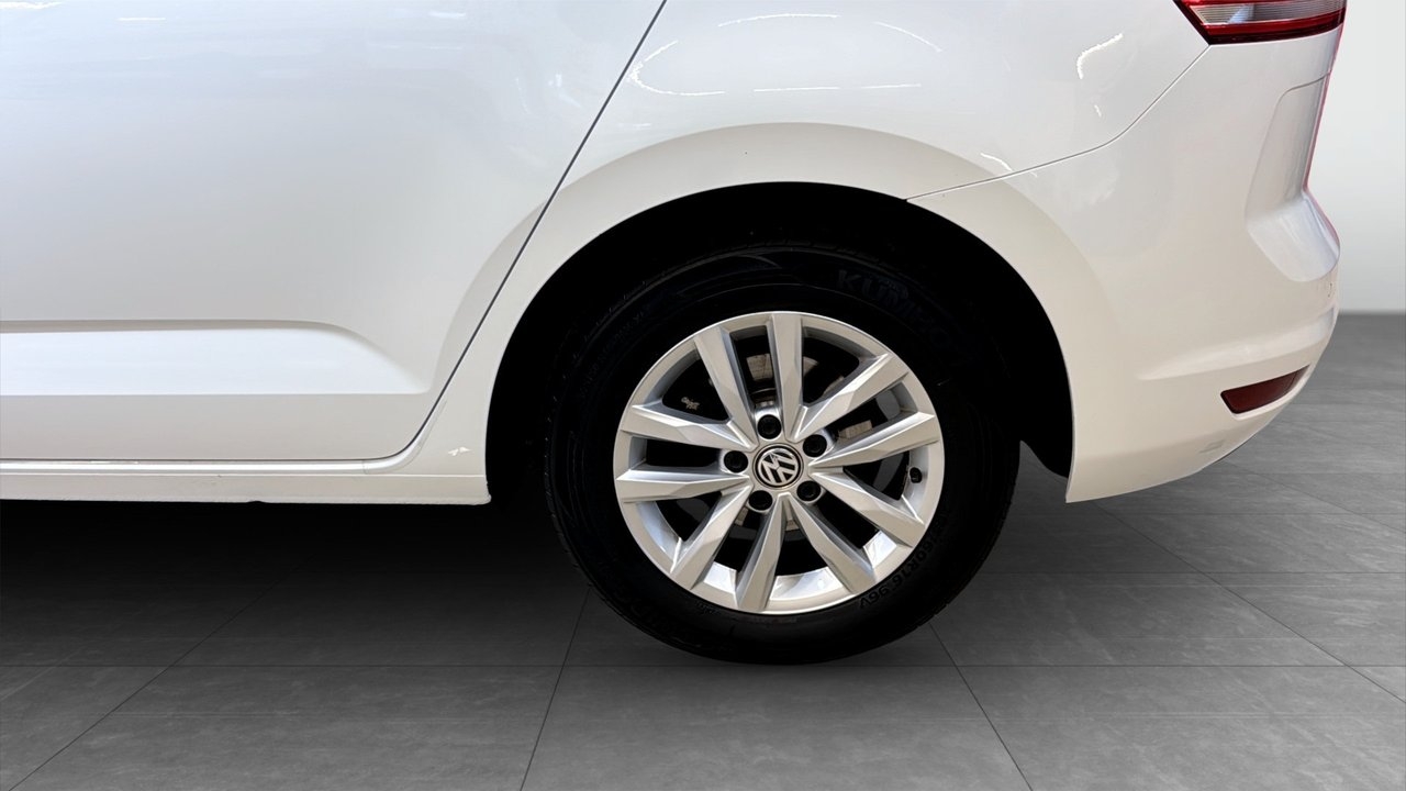 Volkswagen Touran 2018, bild 6/10