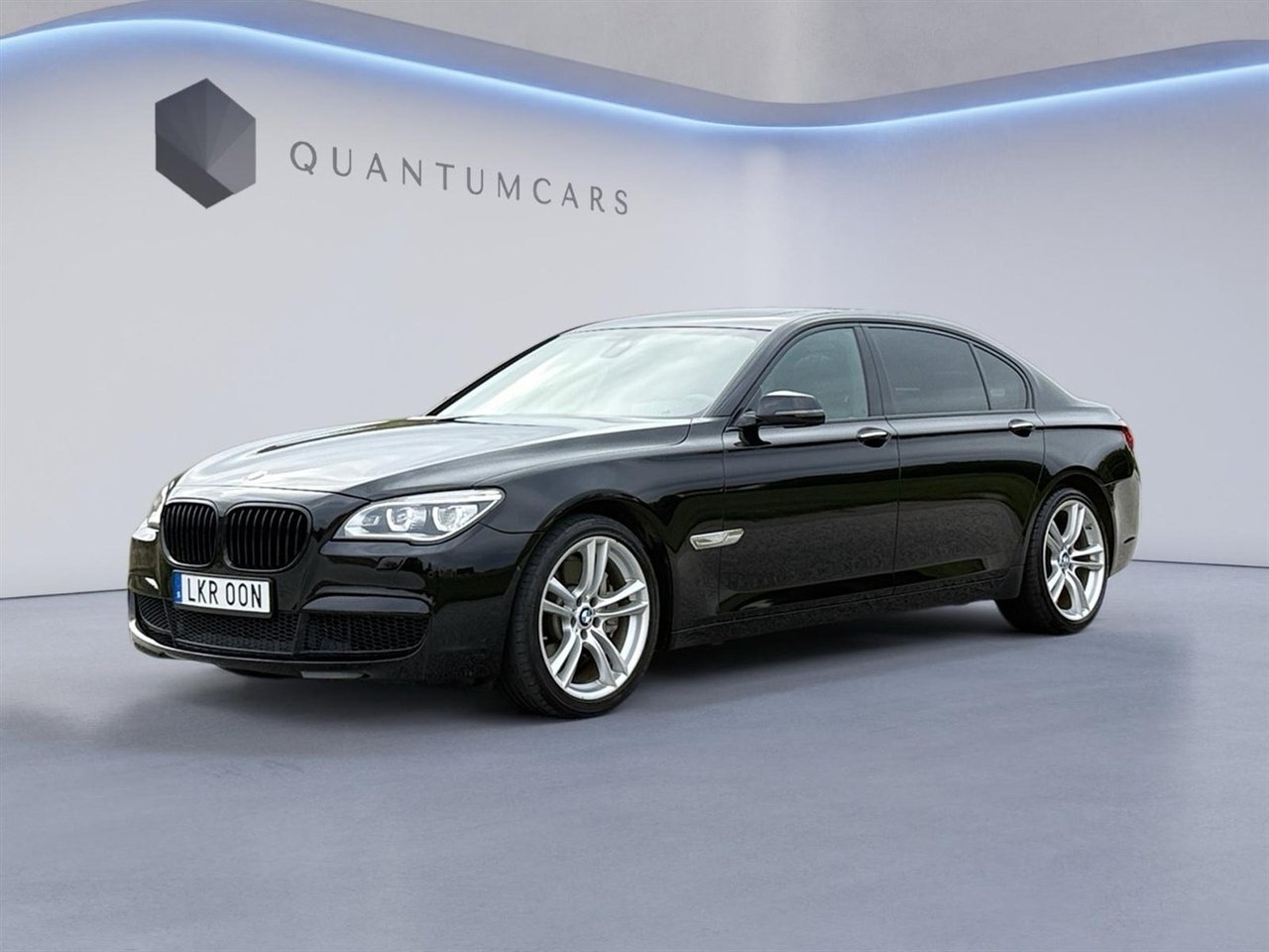 BMW 750