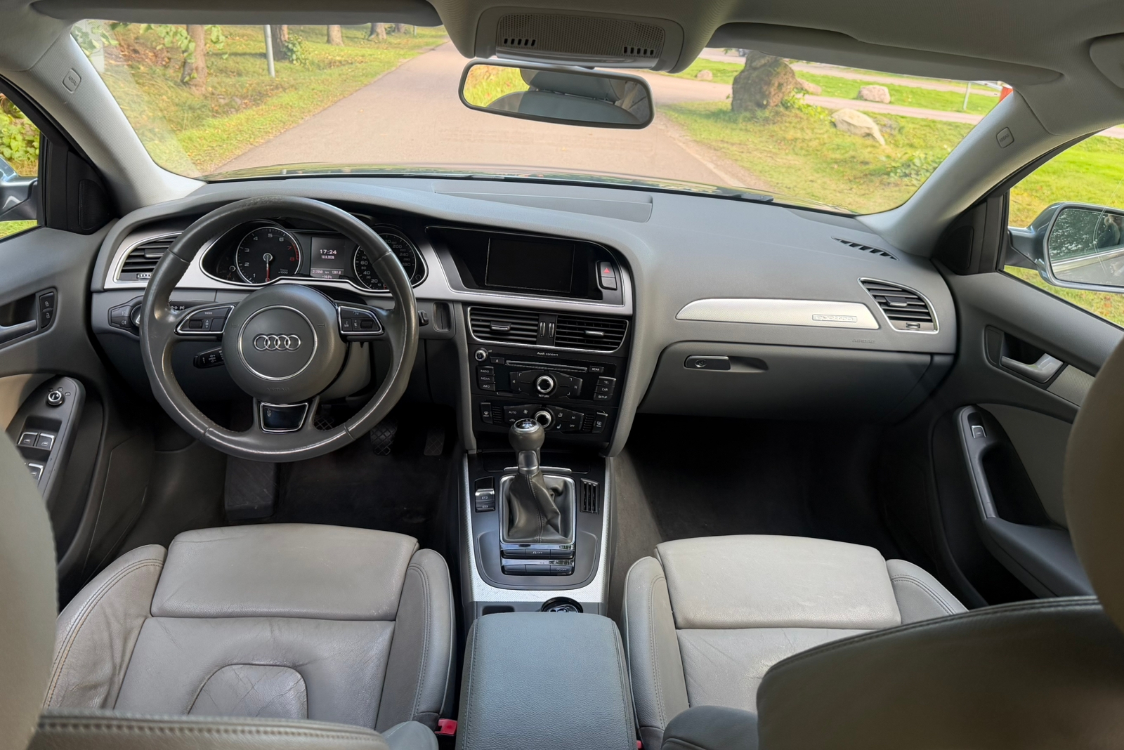 Audi A4 Avant 2.0 TFSI quattro Manuell 2013, bild 5/5