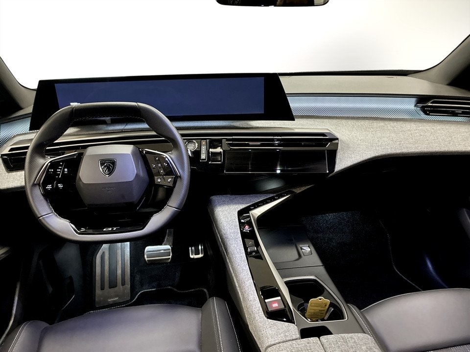 Peugeot 5008 GT Hybrid 145hk Aut 7-SITS 2025, bild 6/10