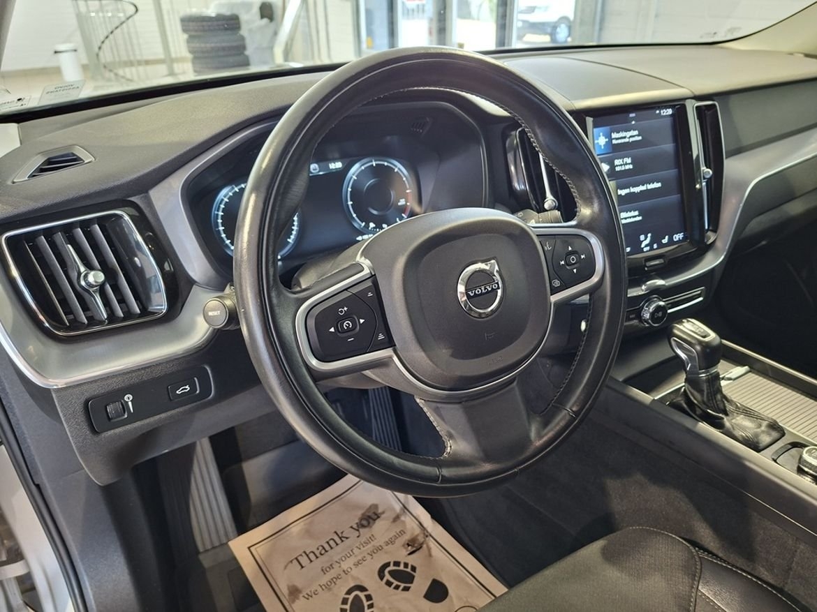 Volvo XC60 D4 2.0 Dragkrok 2019, bild 6/17
