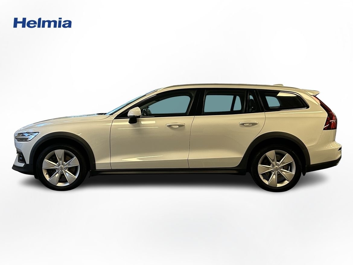 Volvo V60 Cross Country 2020, photo 2/10