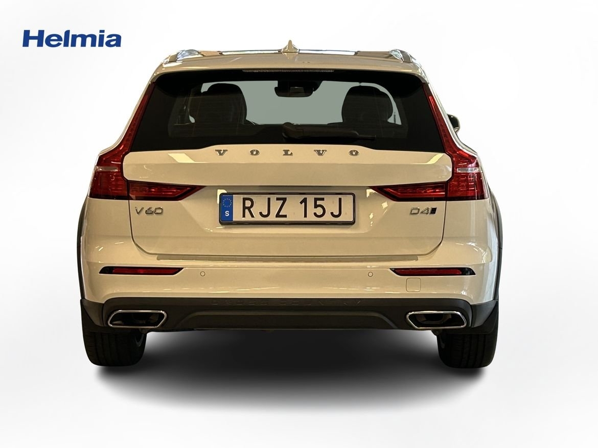 Volvo V60 Cross Country 2020, photo 5/10