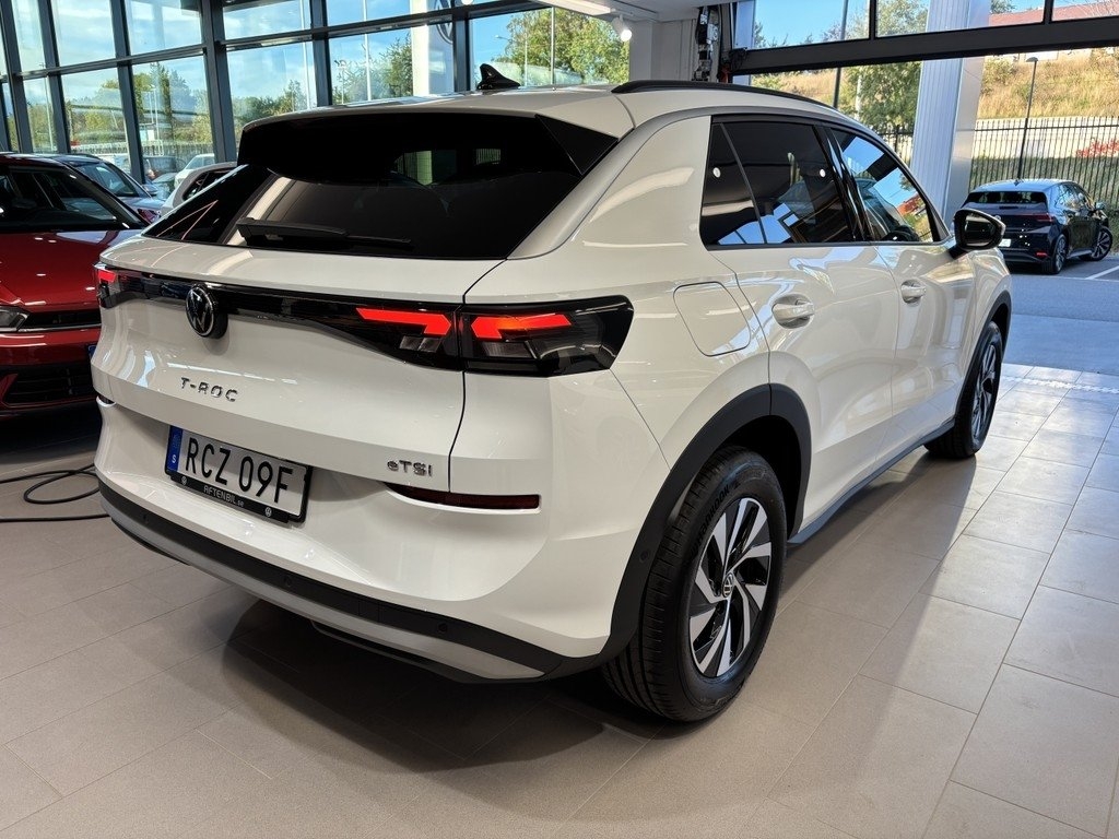 Volkswagen T-Roc 2027, bild 4/6