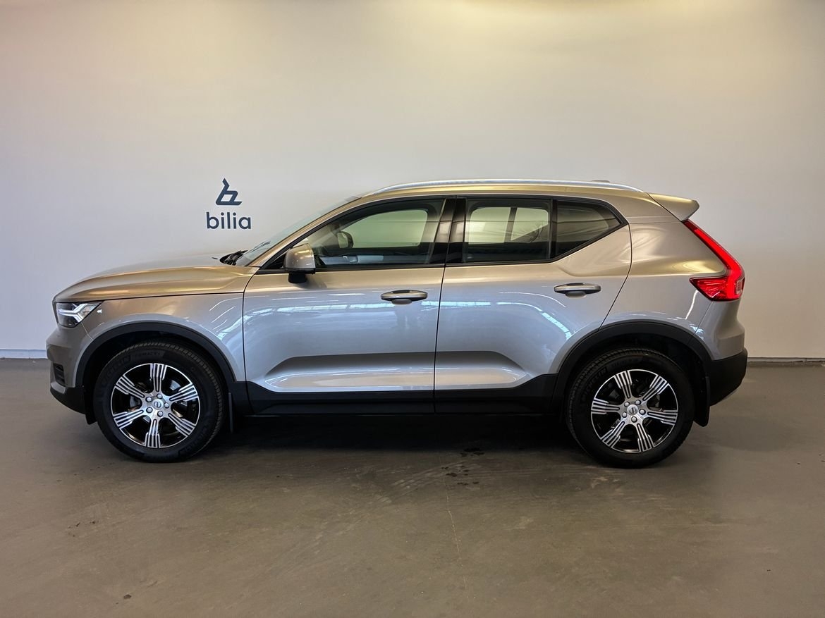 Volvo XC40 T3 FWD aut Momentum Advanced 2022, bild 3/10