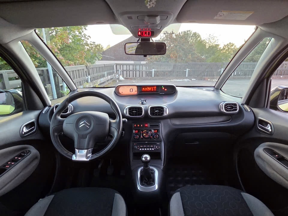 Citroen C3 Picasso 1.4 VTi Manuell 2009, bild 4/6