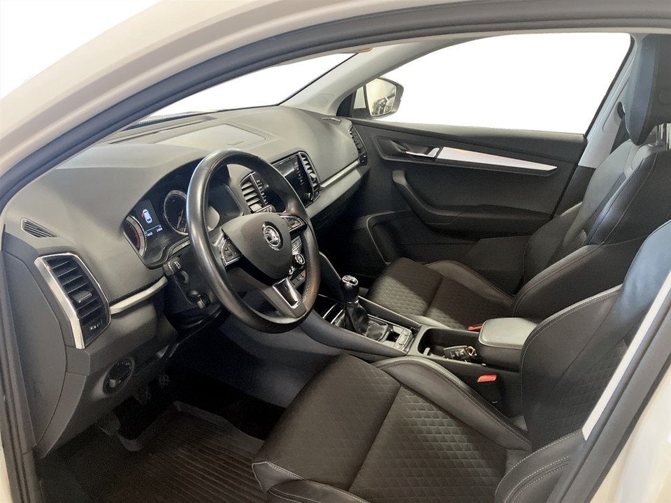 Skoda Karoq 2019, bild 5/10
