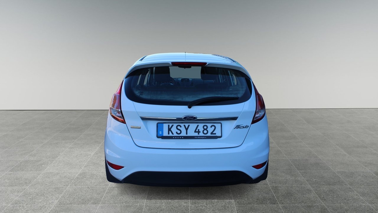 Ford Fiesta 2015, kuva 5/10
