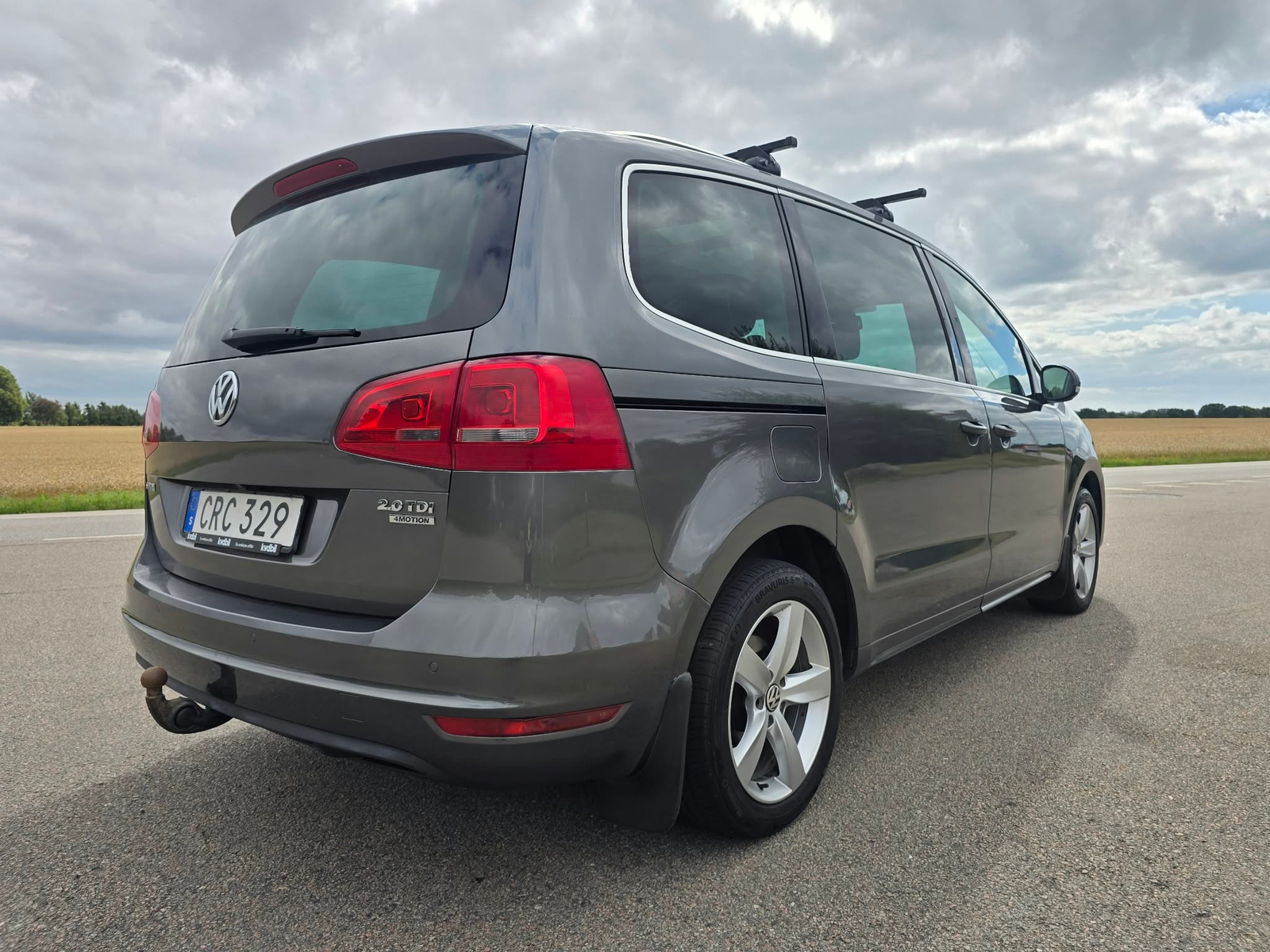 Volkswagen Sharan 2015, bild 2/8