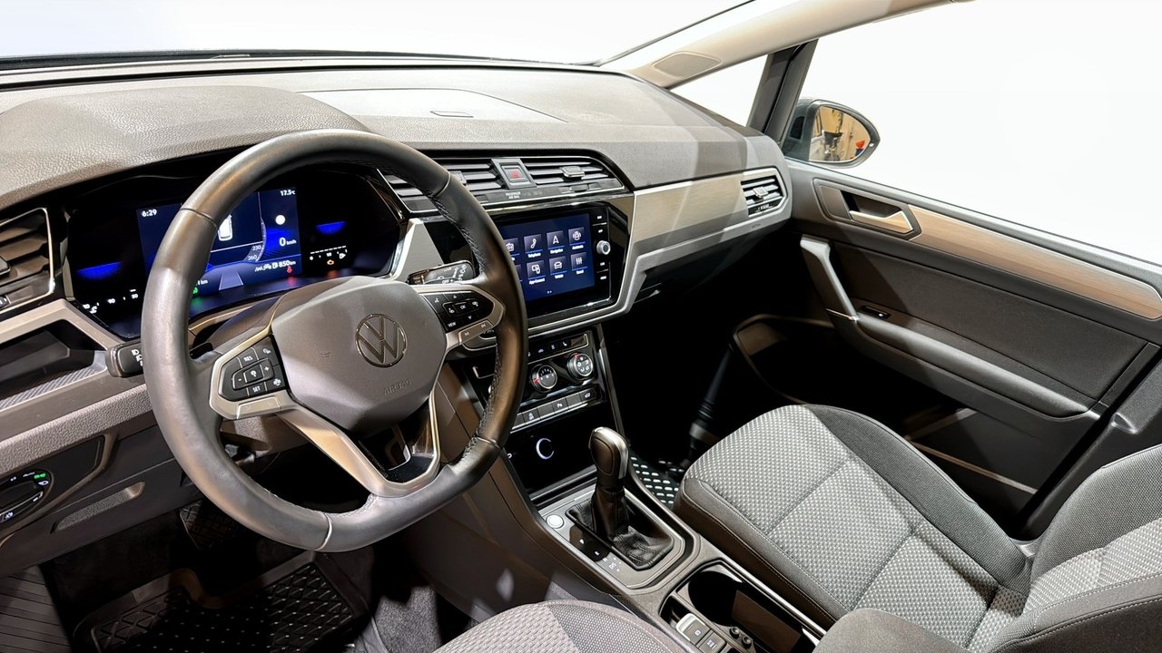 Volkswagen Touran 2025, bild 7/10