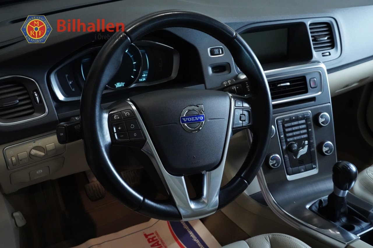 Volvo V60 D4 Summum 2014, kuva 5/10