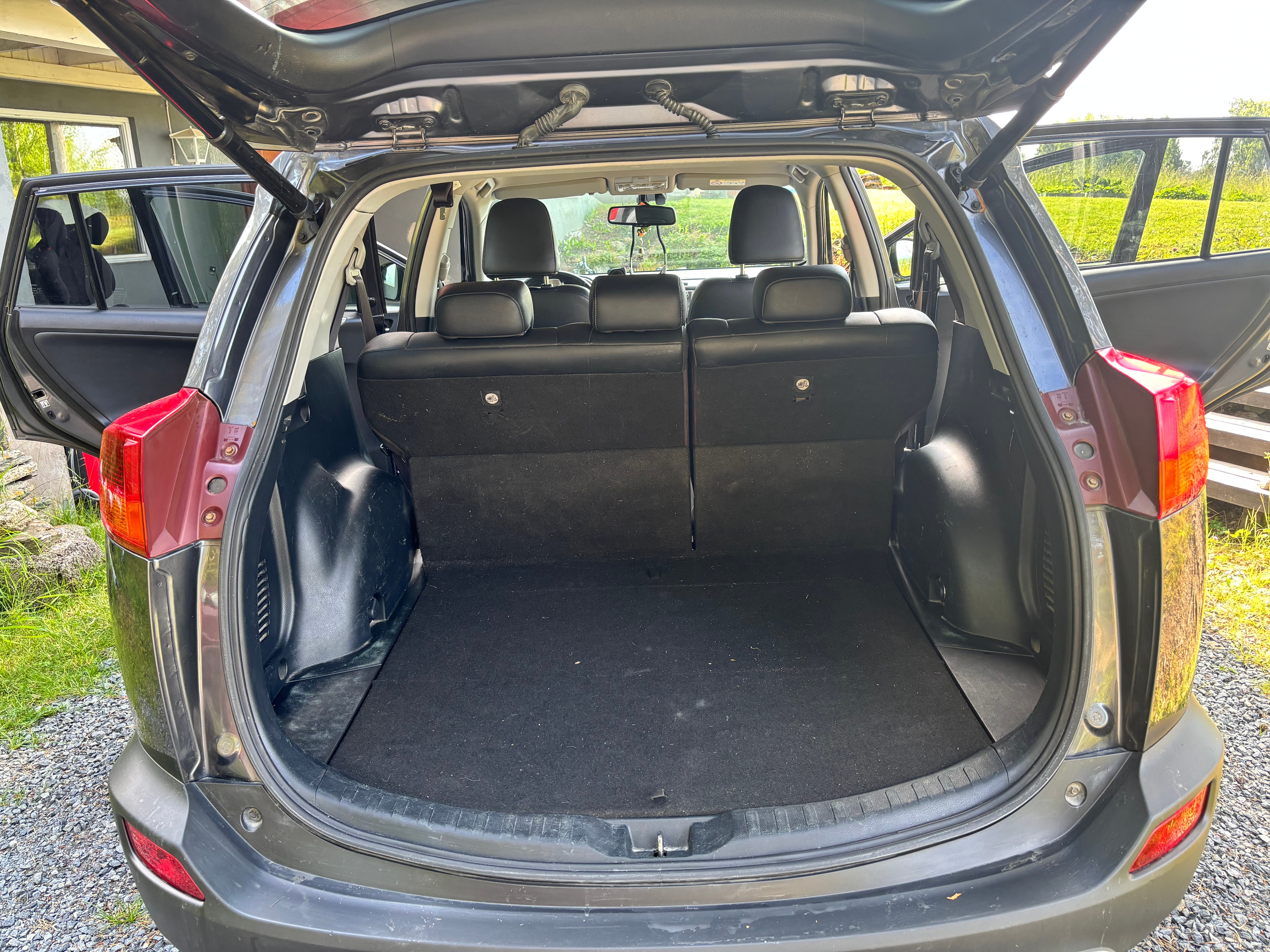 Toyota RAV4 2.0 D-4D AWD Manuell 2015, bild 3/8