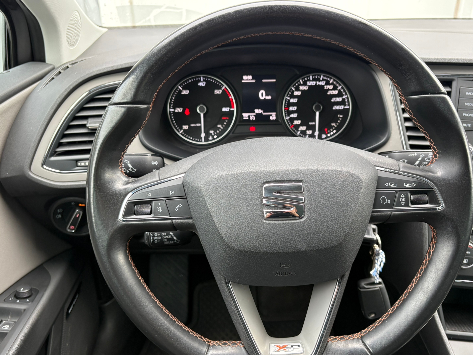 Seat Leon 2016, bild 6/7
