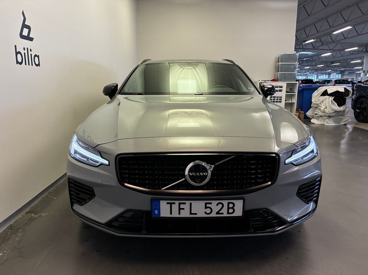 Volvo V60 2025, bild 2/10