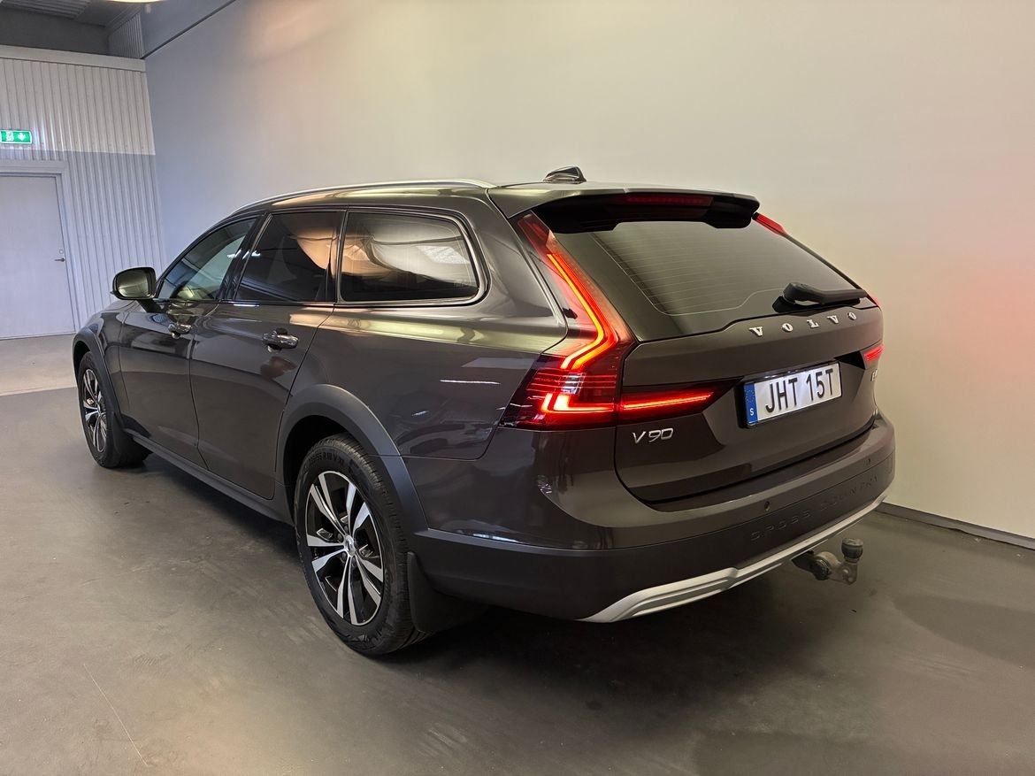 Volvo V90 Cross Country 2023, bild 6/10