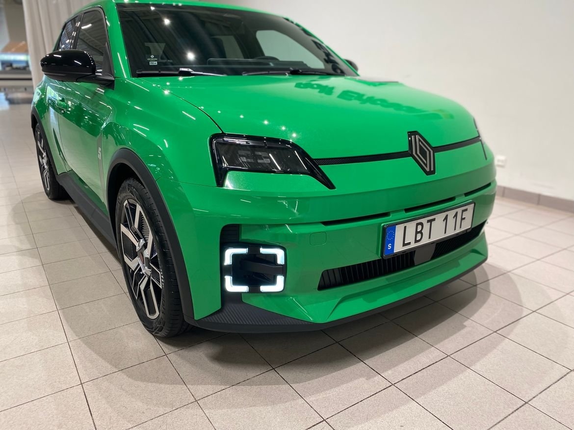 Renault 5 R5 E-Tech techno 52kWh 2025, kuva 3/10