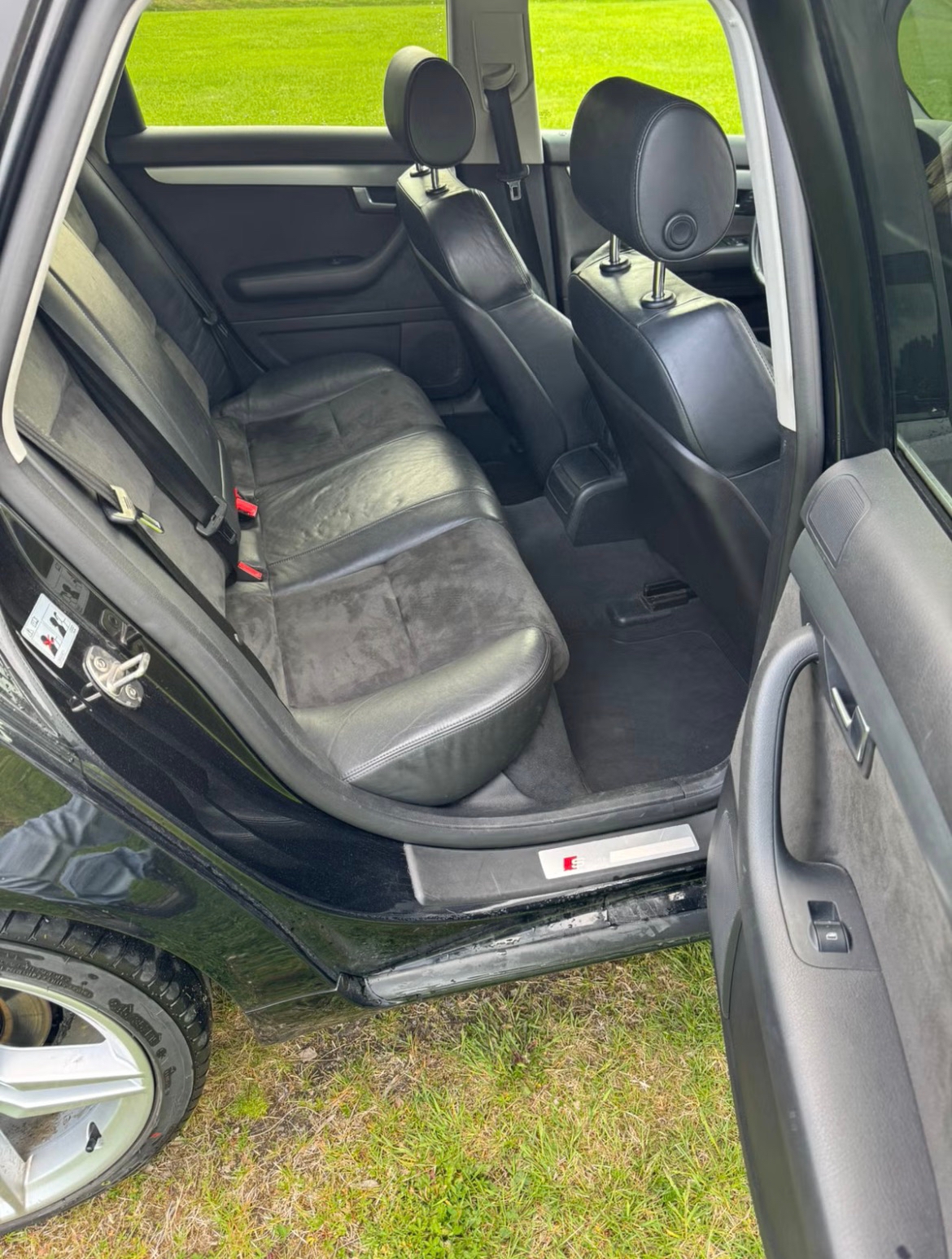Audi A4 Avant 2.0 TFSI Manuell 2005, bild 7/8