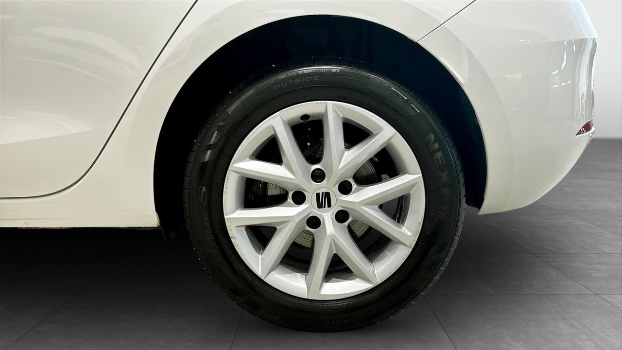 Seat Leon 1.0 eTSI 110hk 2024, photo 6/10