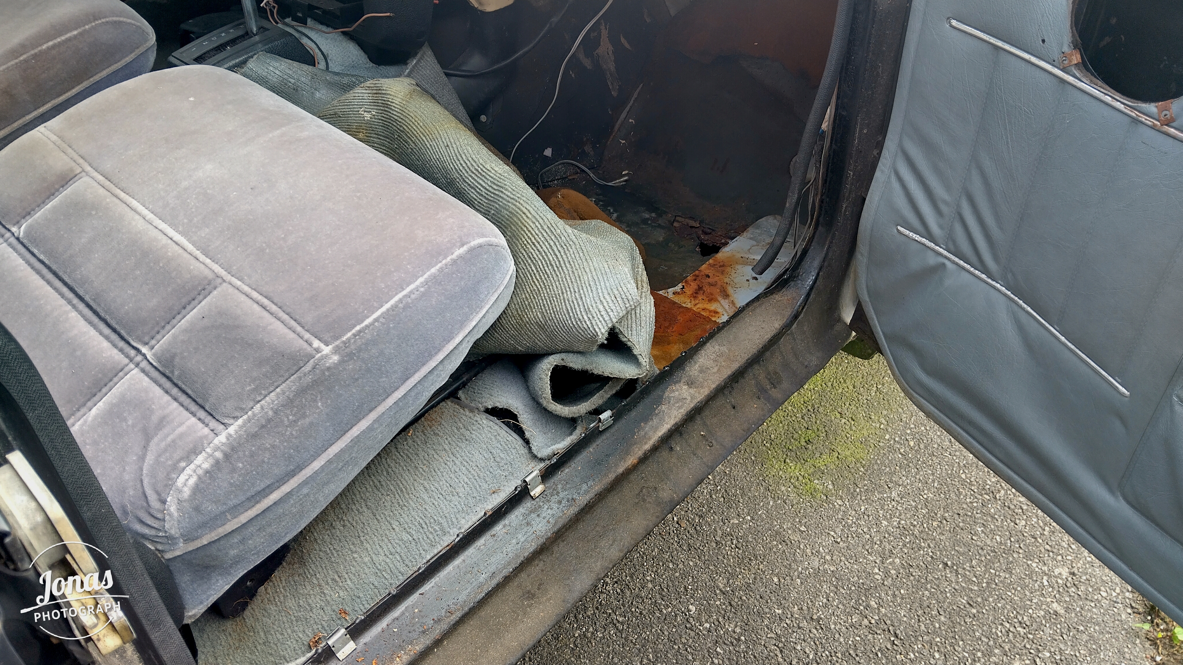 Volvo 264 2.7 V6 Automatisk 1977, bild 7/8