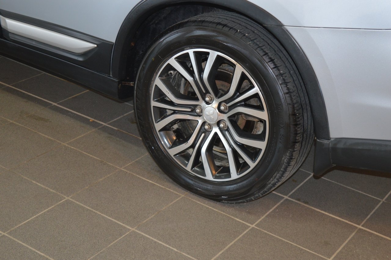 Mitsubishi Outlander 2016, bild 6/10