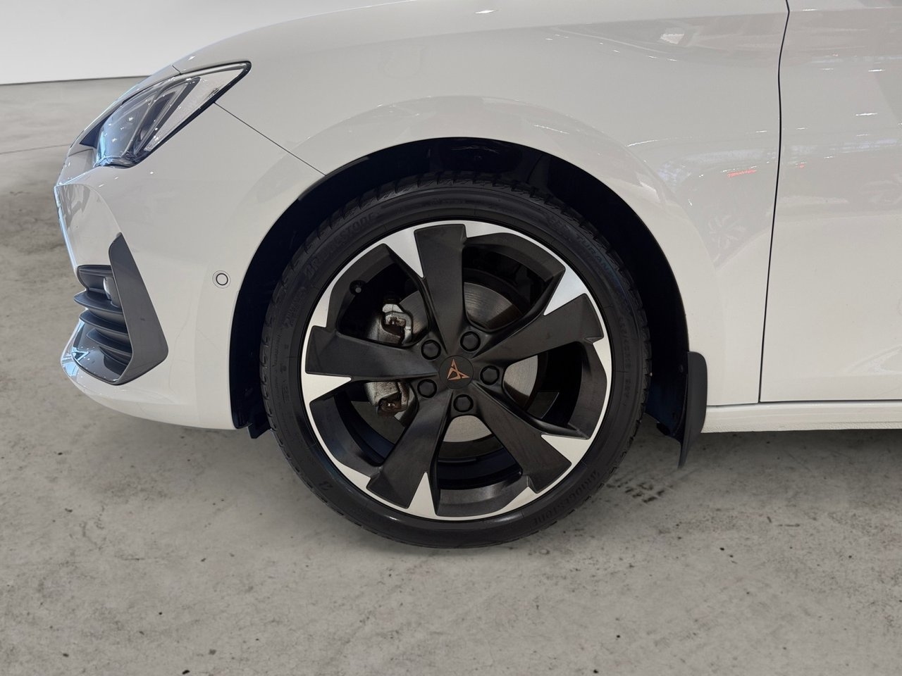 Cupra Leon 1.5 eTSI 150 hk DSG7 2023, bild 6/10