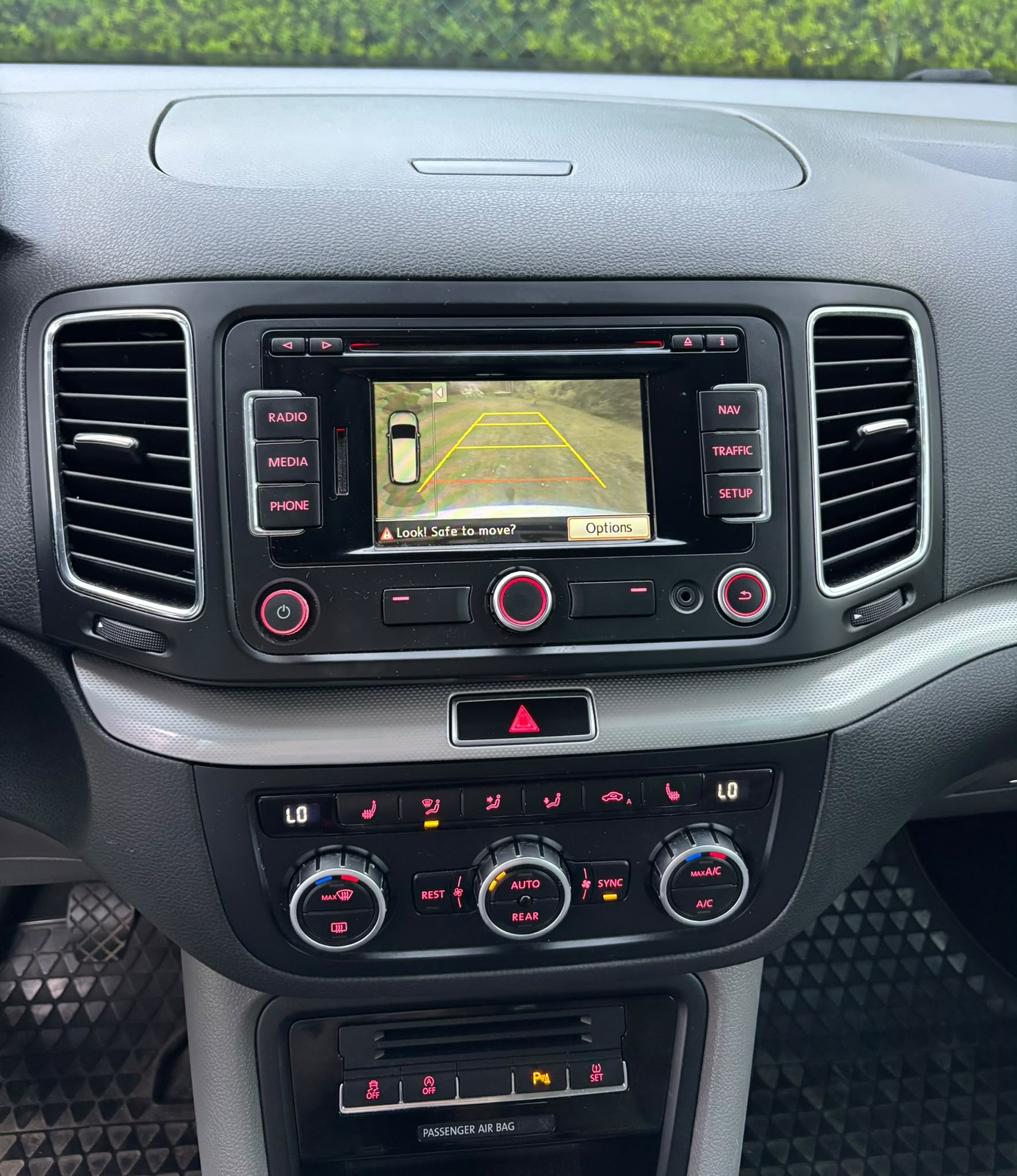 Volkswagen Sharan 2013, bild 7/9