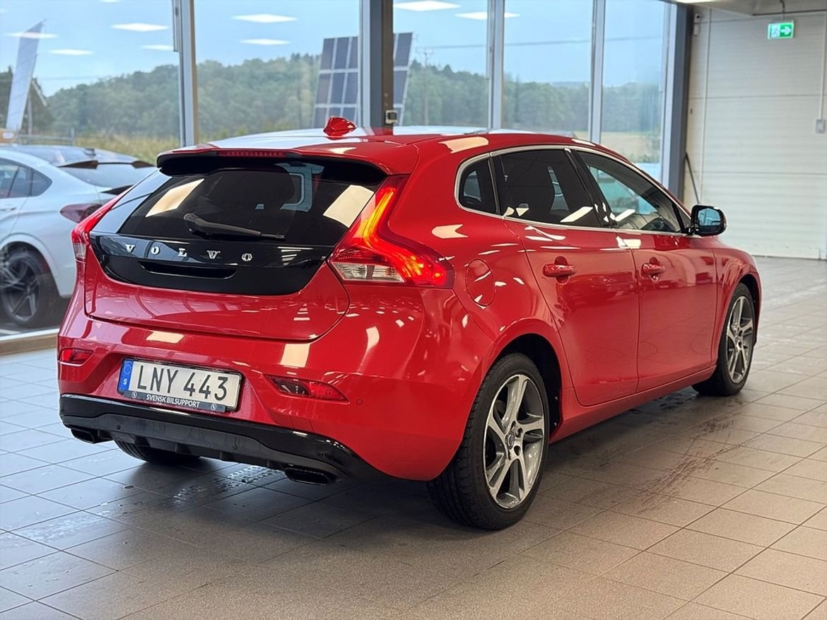 Volvo V40 D2 Your Momentum 2015, bild 3/10