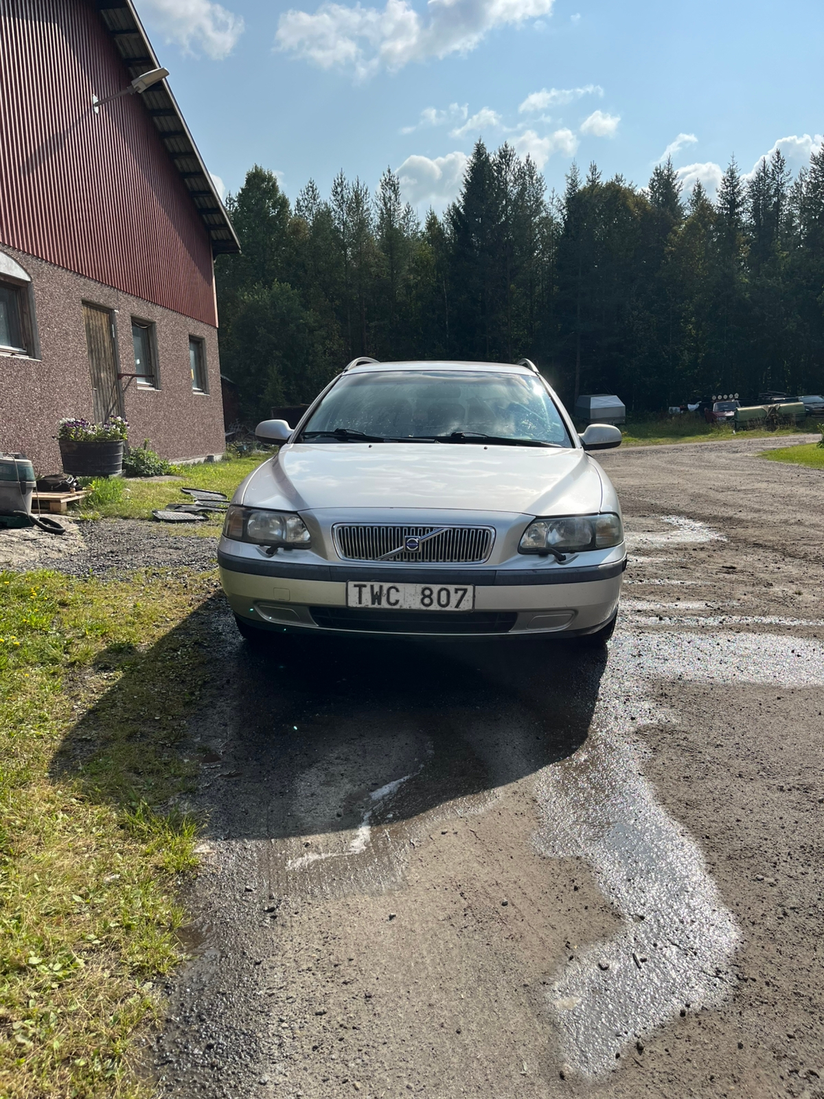Volvo V70 2.4 Manuell 2003, bild 2/10
