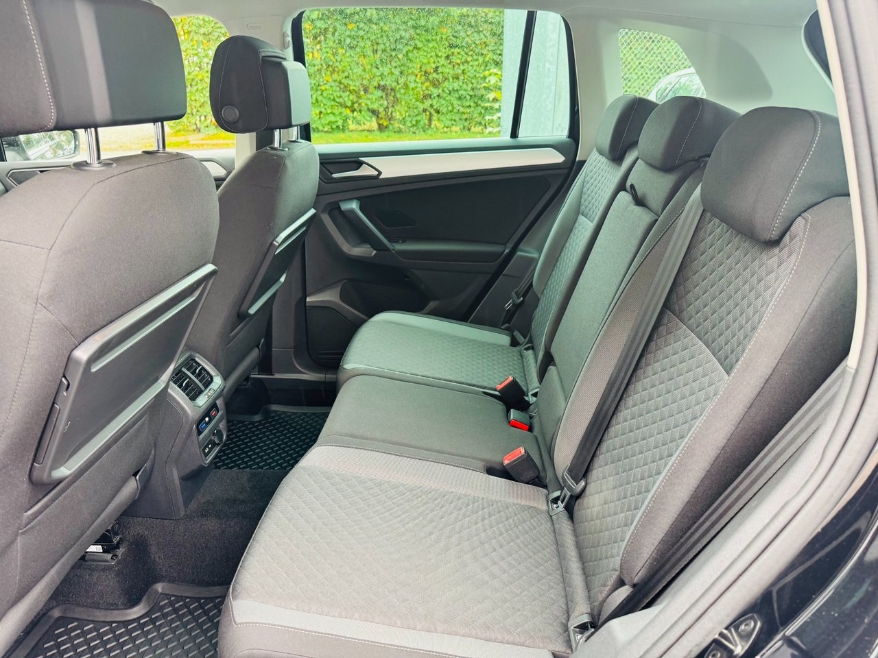 Volkswagen Tiguan 2020, bild 7/10