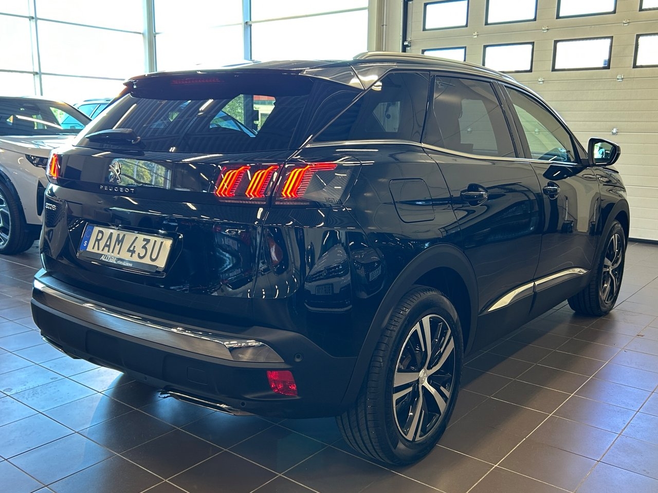 Peugeot 3008 GT 1.2 PT 130 AUT MOMS 2023, bild 7/10