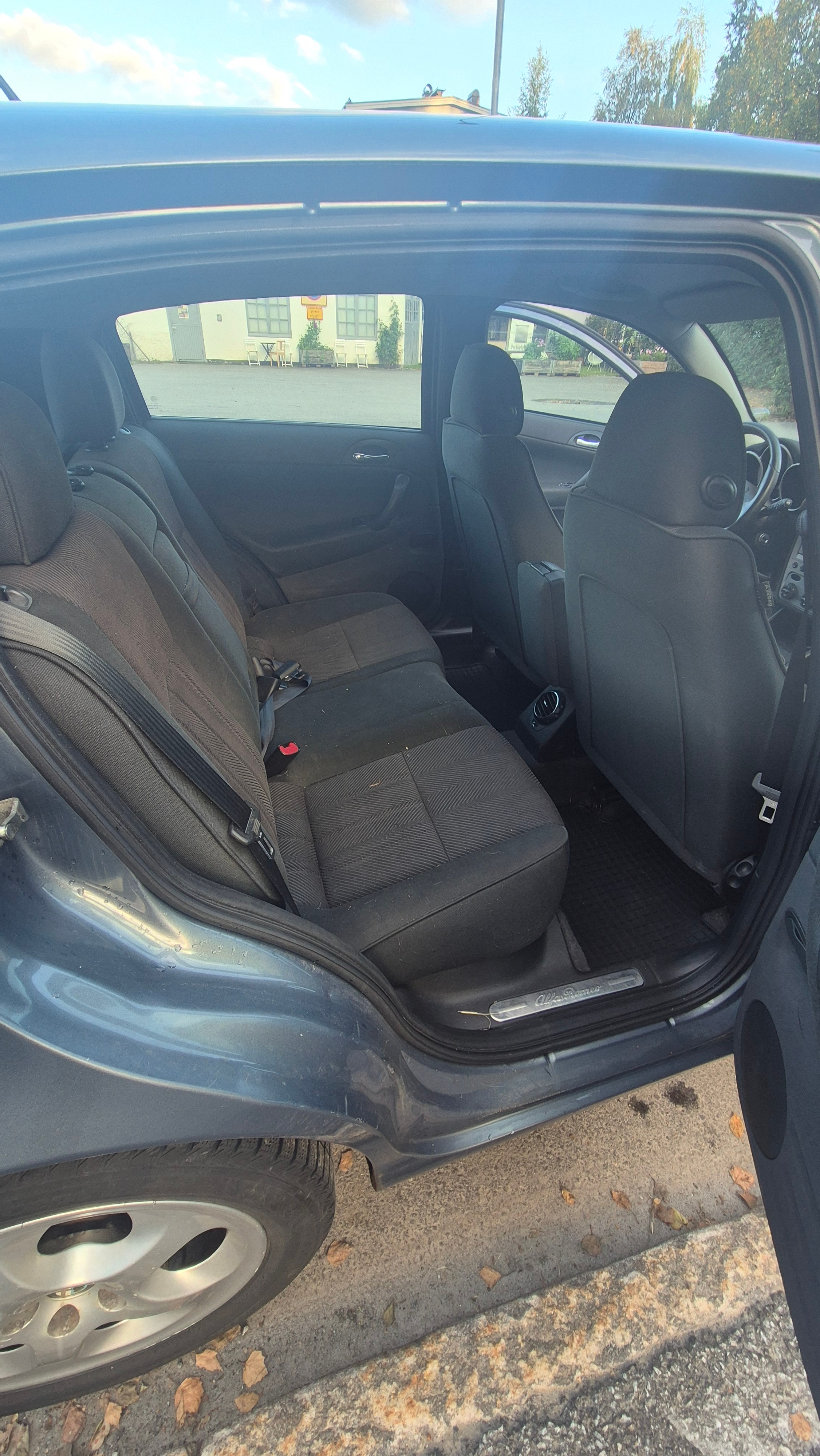 Alfa Romeo 147 2004, bild 7/10